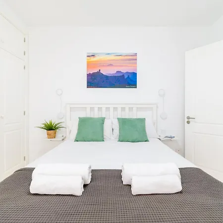 Dark By Canariasgetaway Semesterbostad